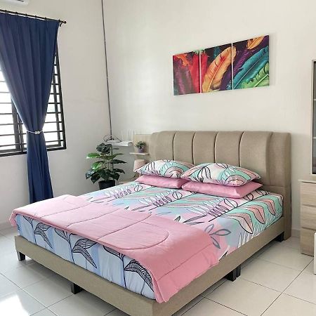 Syifa Homestay Melaka エクステリア 写真