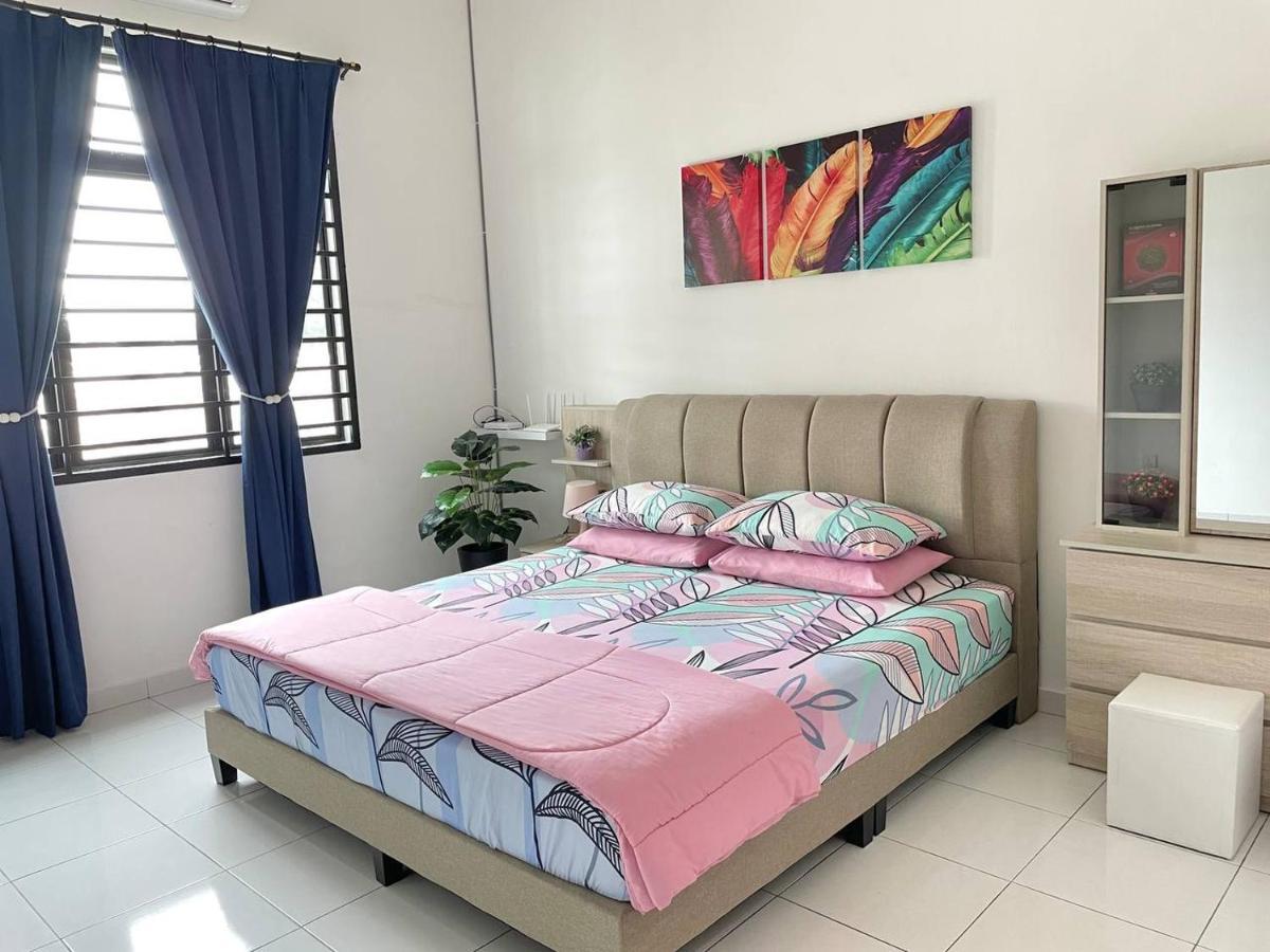 Syifa Homestay Melaka エクステリア 写真